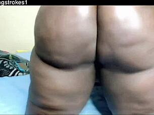 Ugh, my huge black ass ssbbw farts while shaking it closeup 😩🍑💨