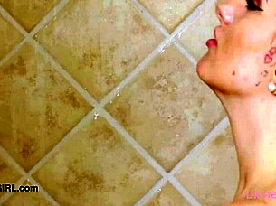 i'm droppin dead gorgeous after that steamy blonde shower tease