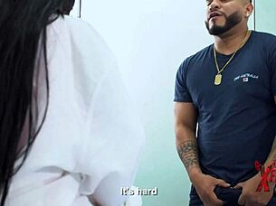 plump bodybuilder urologa drilled hard by peruvian big dick