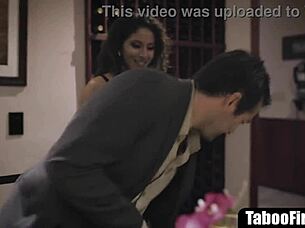 Slutty Wife Fucks Hubby After Waiter Creampie Doggystyle