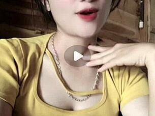 viet GIRL dances to MUSIC super SEXY