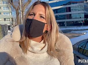 Tourist Leidy Leon swallows Torbe's load in caught fuck