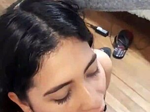 i pick this delicious curvy latina in sexy lingerie