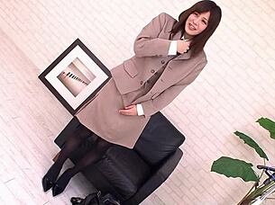 Japanese Teen Vibro Egg Orgasm Solo Explosion!