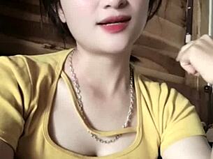 viet GIRL dances to MUSIC super SEXY