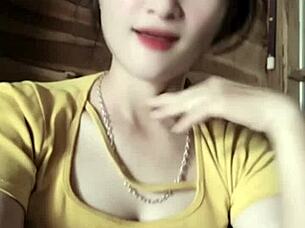 viet GIRL dances to MUSIC super SEXY