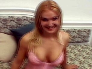 FEEL THE INTENSE PLEASURE OF MASSAGING THESE BIG NATURAL TITS AND PUSSY!