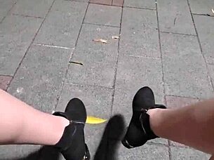 ting xuan shemale pees outdoor wanna watch me go?