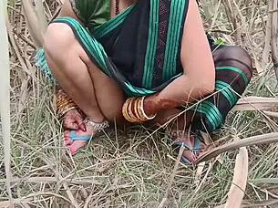 desi village girl pisses outdoors first time public thrill?