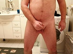 david neptun strokes his throbbing cock hard!