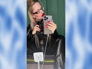 Femdom bimbo instructs crossdressing jerk off for sissy fantasy