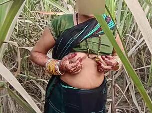 desi village girl pisses outdoors first time public thrill?