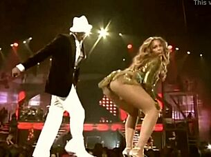Wow Beyonce's Big Ebony Ass Shakes In Tribute