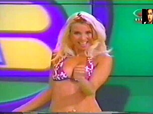 lady lu strips teasing ripping clothes in brazilian tv show