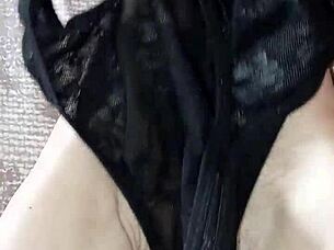 Gretala rubs thong on her sexy barefoot ebony feet!