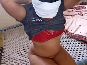 hot indian couple enjoys steamy amateur massage and fingering session