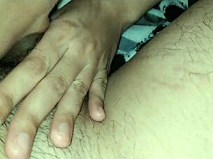 pinay milf fuck buddy squirts during blowjob and creampie pounding