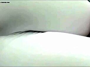 leggings stretched tight for juicy farting closeups 😏