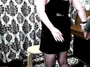 watch aimeeparadise your filthy milf whore fist her ass and beg like a desperate submissive bitch slave!