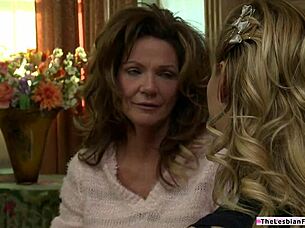 Big Tits Milf Squirts on Lesbian Wife Face Sitting