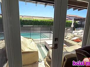 i can't resist this big ass pawg kelsi monroe bouncing on my cock