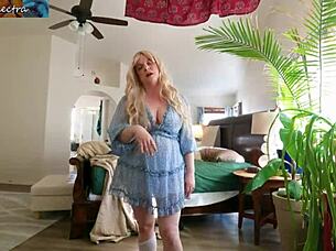 curvy milf rides huge cock cowgirl on vacation bed