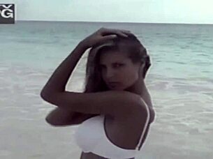 Heidi unveils Victoria's sultry swimsuit secrets