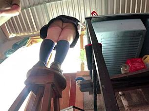 Spy cam catches huge Colombian student upskirt no panties!