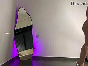 loirinha so hot in bath showing off her big soft ass