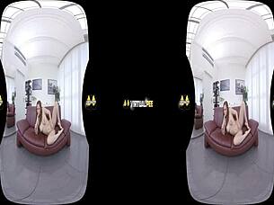 Antonia Sainz pees while toying in vr reality