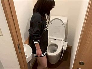 Her Pussy Tastes So Sour After Peeing But I Lick It Anyway For Hot Sex