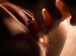 i masturbate till vaginal juices drip everywhere close up