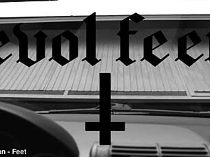 wanna see our barefoot threesome gagging on toes wet pussies licked hard?