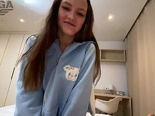 cutie teen craves massive cock creampie nonstop