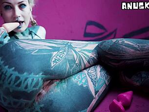 Tattoo goth slut stretches gaping asshole solo with intense fisting 😈🔥