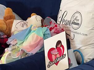 Big Tits Blonde Raver Grabs Monster Cock For Mutual Handjob Party Play