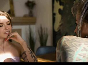 edn ivy gapes teen ass squirting on lesbian punk toys atogm!