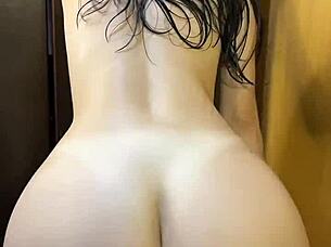 fresh shower slut rides cock with juicy ass cheeks clapping