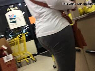 Two Moms Shopping Candid Hidden Cam 🛍️👀