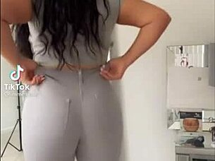 perfect juicy latina booty shakes in tight shorts leggings