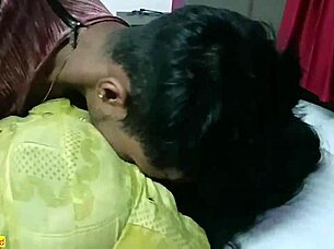 tv mechanic tittyfucks big titted divorced bangladeshi bhabhi