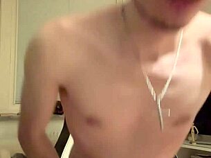 Insta spizue wants sneaky bj under the desk right now