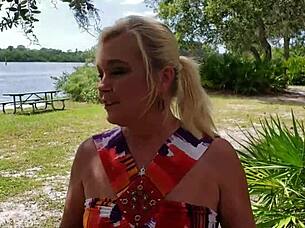 Blonde MILF SLUT FLASHES Wet PUSSY TITS in PUBLIC Outdoor FLASHING Tease