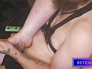 Curvy goddess gets sensual lotion foot massage and tight pussy worship