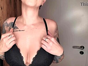 hot footjob tight wet pussy fetish 😍👣