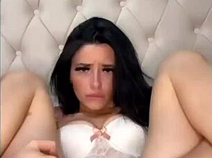 american coed student chills with solo webcam vibes