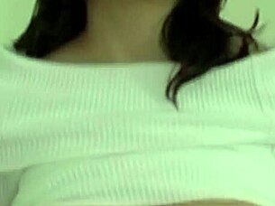 Busty NEXT DOOR Amateur Shows Off TITS!