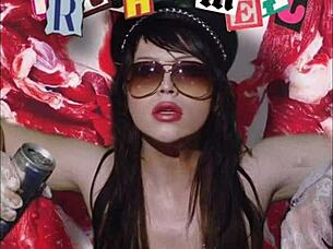 ayesha erotica teases in slutty wig for yummy erotic fun