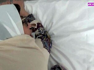 Arab milf's big ass pounded in homemade cumshot sex