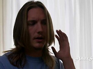 hey tiny step sis, you caught me spying on stepmom—hot right?